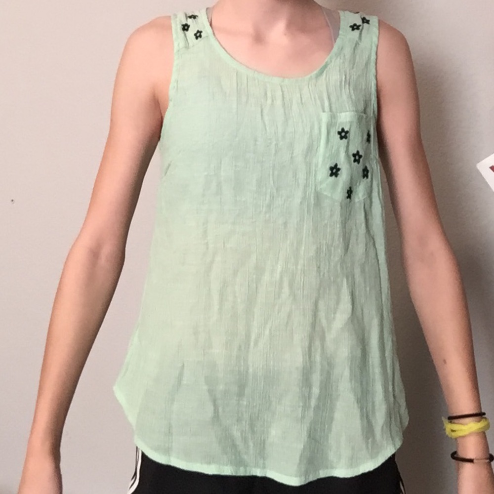 Miss Daisy mint green tunic top